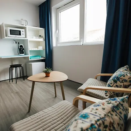 Delightful Seaside D - Faraway *